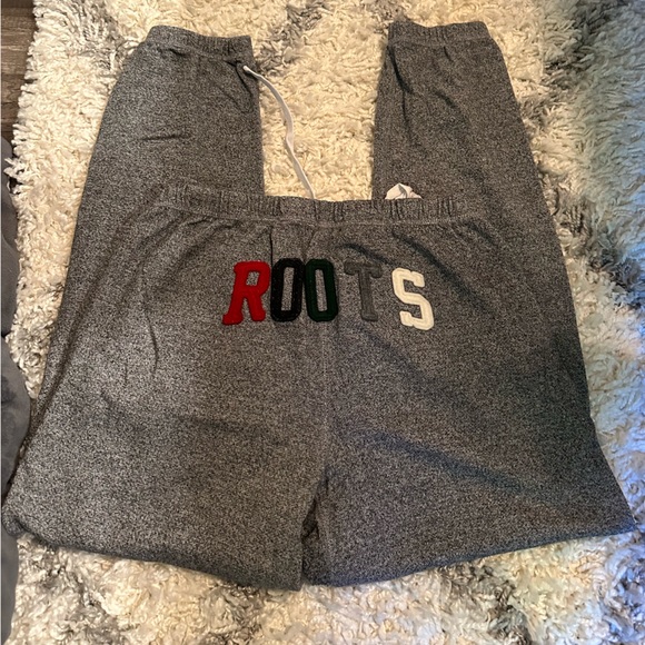 Roots size large grey joggers - Picture 3 of 4